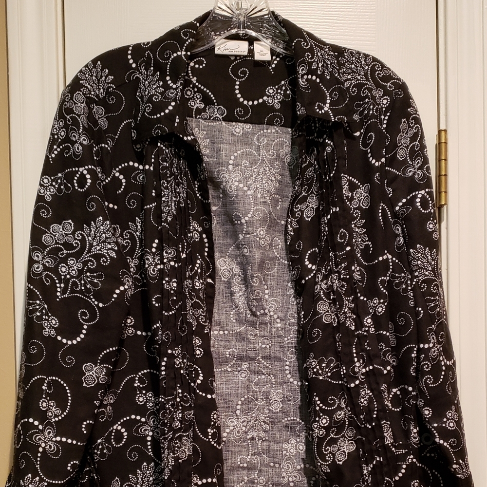 Kim Rogers black/white top, size XL